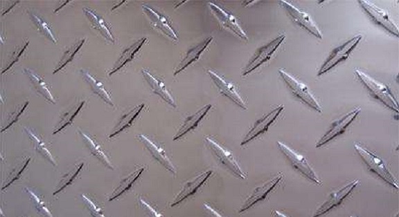 山东花纹铝板生产厂家哪家好？